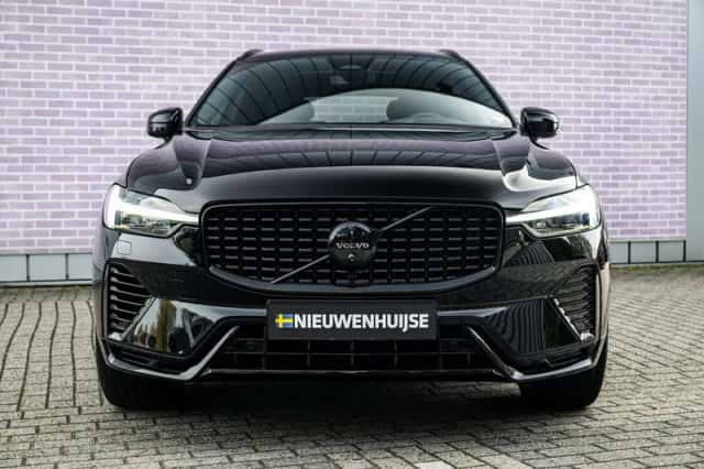 Volvo XC60 (2024) thumbnail 9
