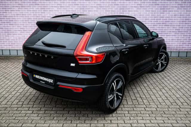 Volvo XC40 (2021) thumbnail 15