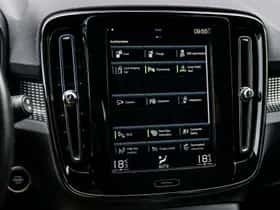 Volvo XC40 thumbnail 18