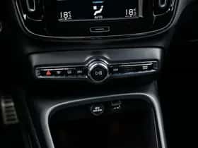 Volvo XC40 thumbnail 21