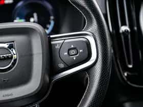 Volvo XC40 thumbnail 23
