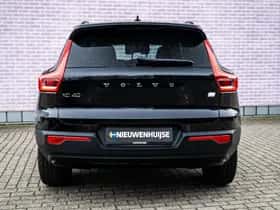 Volvo XC40 thumbnail 9