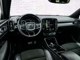 Volvo XC40 thumbnail 10