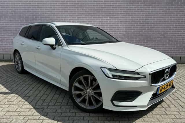 Volvo V60 (2020) thumbnail 3