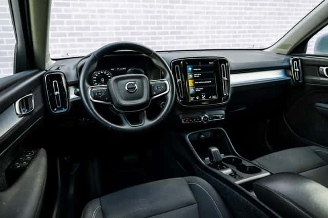 Volvo XC40 (2022) thumbnail 11