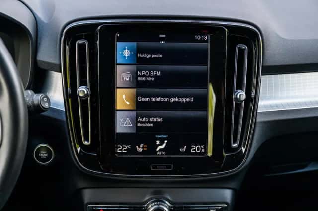 Volvo XC40 (2022) thumbnail 12