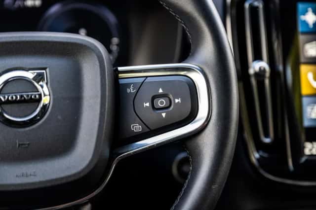 Volvo XC40 (2022) thumbnail 25
