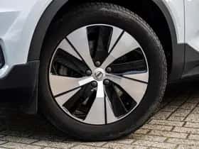 Volvo XC40 thumbnail 30
