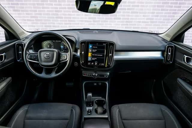 Volvo XC40 (2022) thumbnail 6