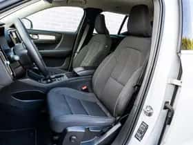 Volvo XC40 thumbnail 7