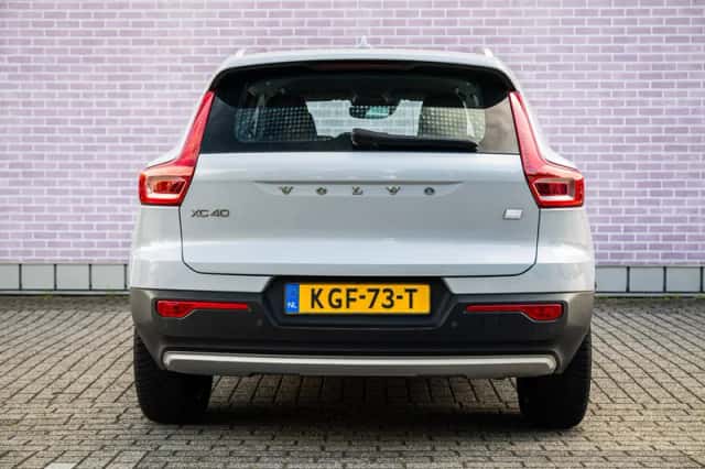 Volvo XC40 (2022) thumbnail 10