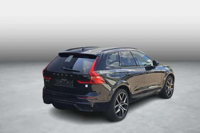 Volvo XC60 (2023) thumbnail 4