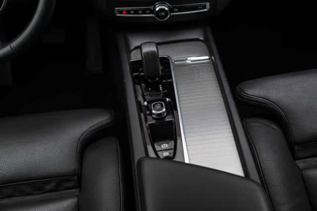 Volvo XC60 (2023) thumbnail 14