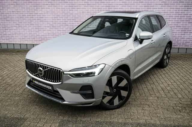 Volvo XC60 (2023) thumbnail 16