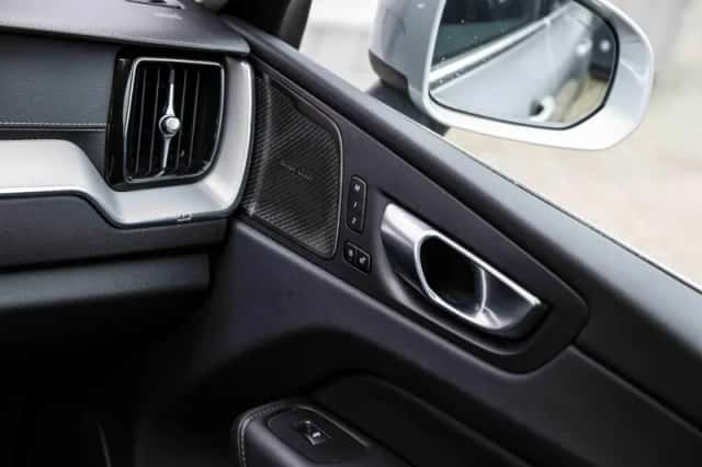 Volvo XC60 (2023) thumbnail 25