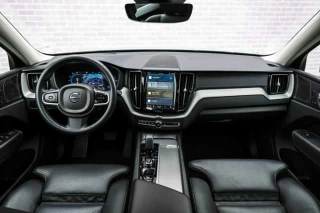 Volvo XC60 (2023) thumbnail 6