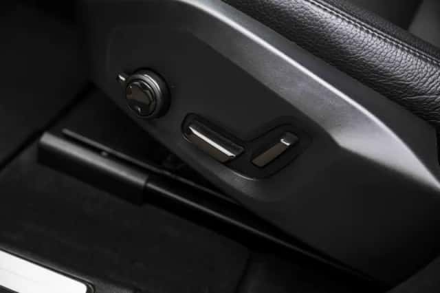 Volvo XC60 (2023) thumbnail 8
