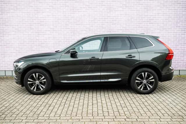 Volvo XC60 (2020) thumbnail 4