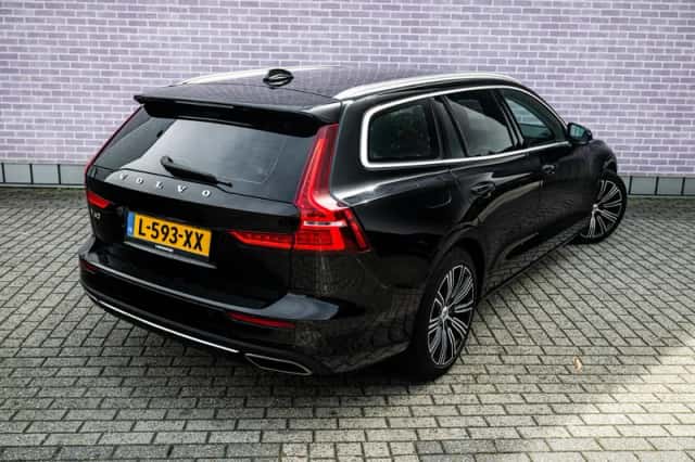 Volvo V60 (2019) thumbnail 15