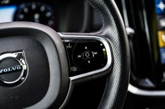 Volvo V60 (2019) thumbnail 24