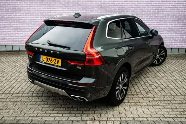 Volvo XC60 (2021) thumbnail 16