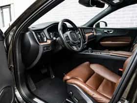 Volvo XC60 thumbnail 17