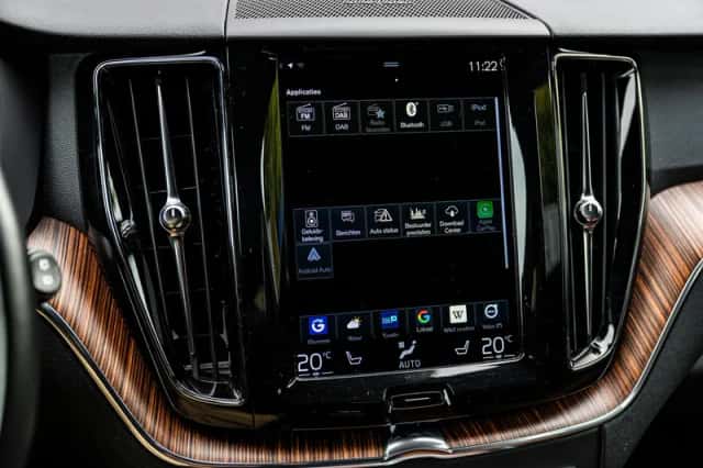 Volvo XC60 (2021) thumbnail 21