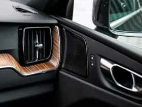 Volvo XC60 thumbnail 24