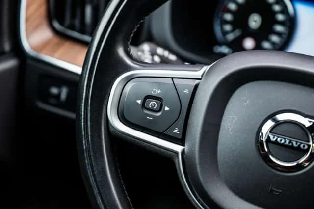 Volvo XC60 (2021) thumbnail 27