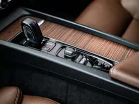 Volvo XC60 thumbnail 30