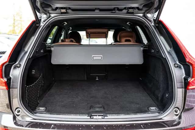 Volvo XC60 (2021) thumbnail 31