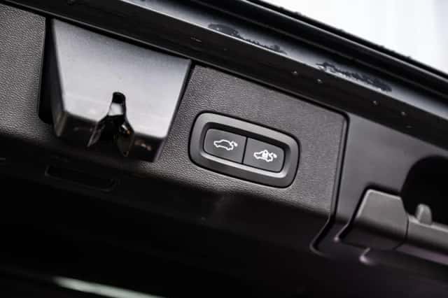 Volvo XC60 (2021) thumbnail 32