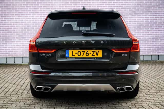 Volvo XC60 (2021) thumbnail 10