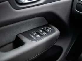 Volvo XC60 thumbnail 19