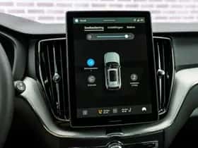 Volvo XC60 thumbnail 25