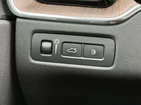 Volvo XC60 thumbnail 25