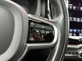 Volvo XC60 thumbnail 26