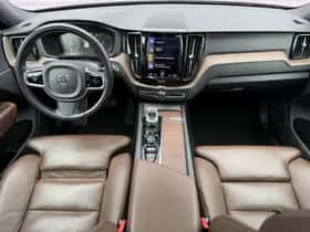 Volvo XC60 thumbnail 6