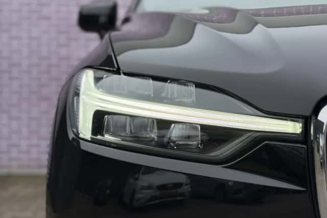 Volvo XC60 (2021) thumbnail 7