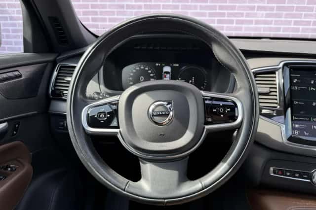 Volvo XC90 (2021) thumbnail 26