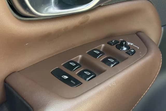 Volvo XC90 (2021) thumbnail 31