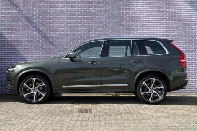 Volvo XC90 (2021) thumbnail 9