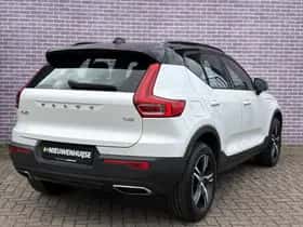 Volvo XC40 thumbnail 3
