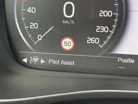 Volvo XC40 thumbnail 23