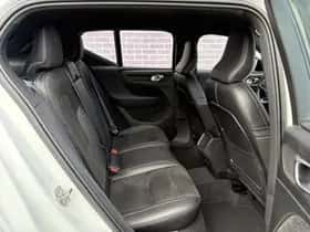 Volvo XC40 thumbnail 7