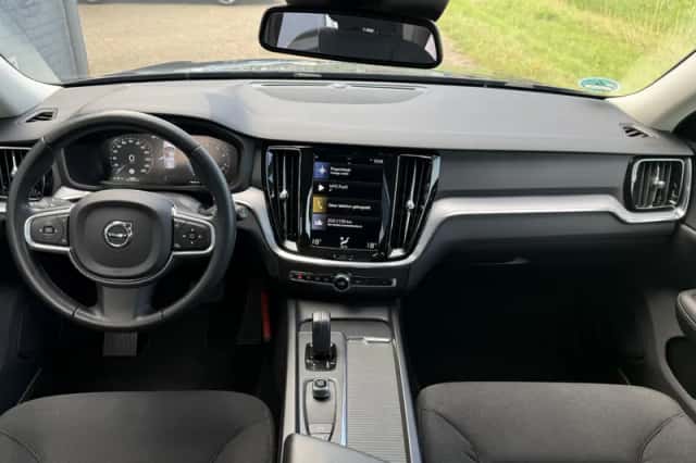 Volvo V60 (2020) thumbnail 4
