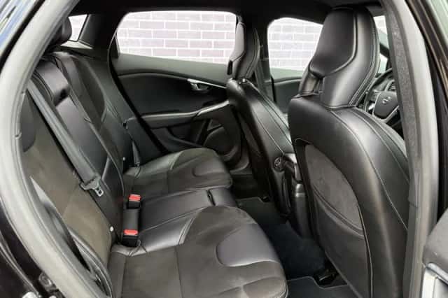 Volvo V40 (2018) thumbnail 6