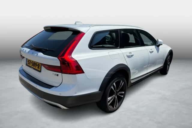 Volvo V90 (2018) thumbnail 5
