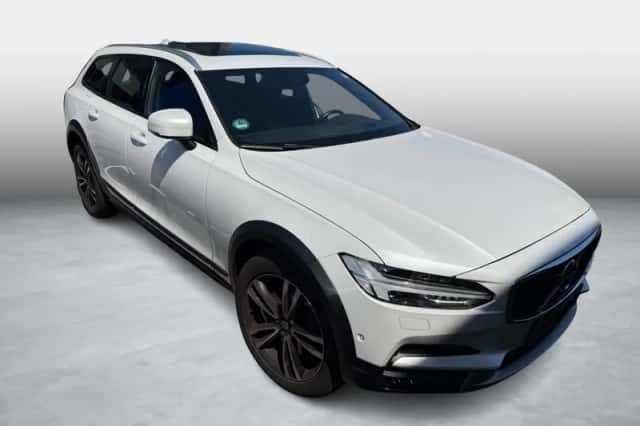 Volvo V90 (2018) thumbnail 6