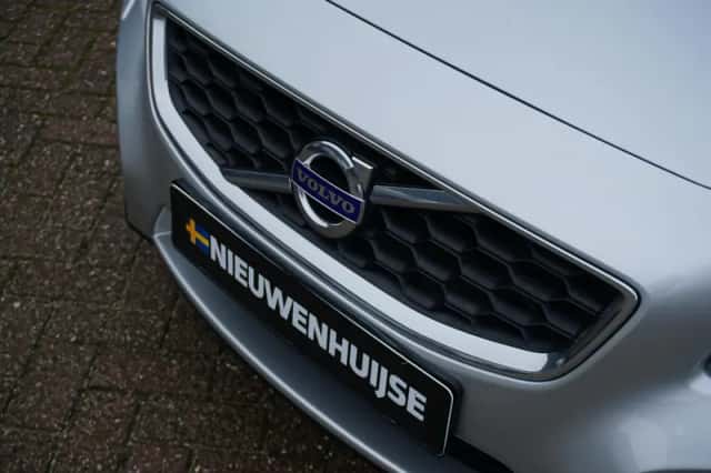 Volvo C30 (2010) thumbnail 8